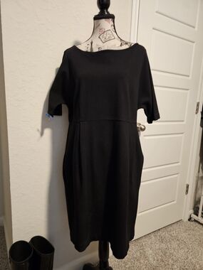 Ann Taylor Black Midi Shift Dress